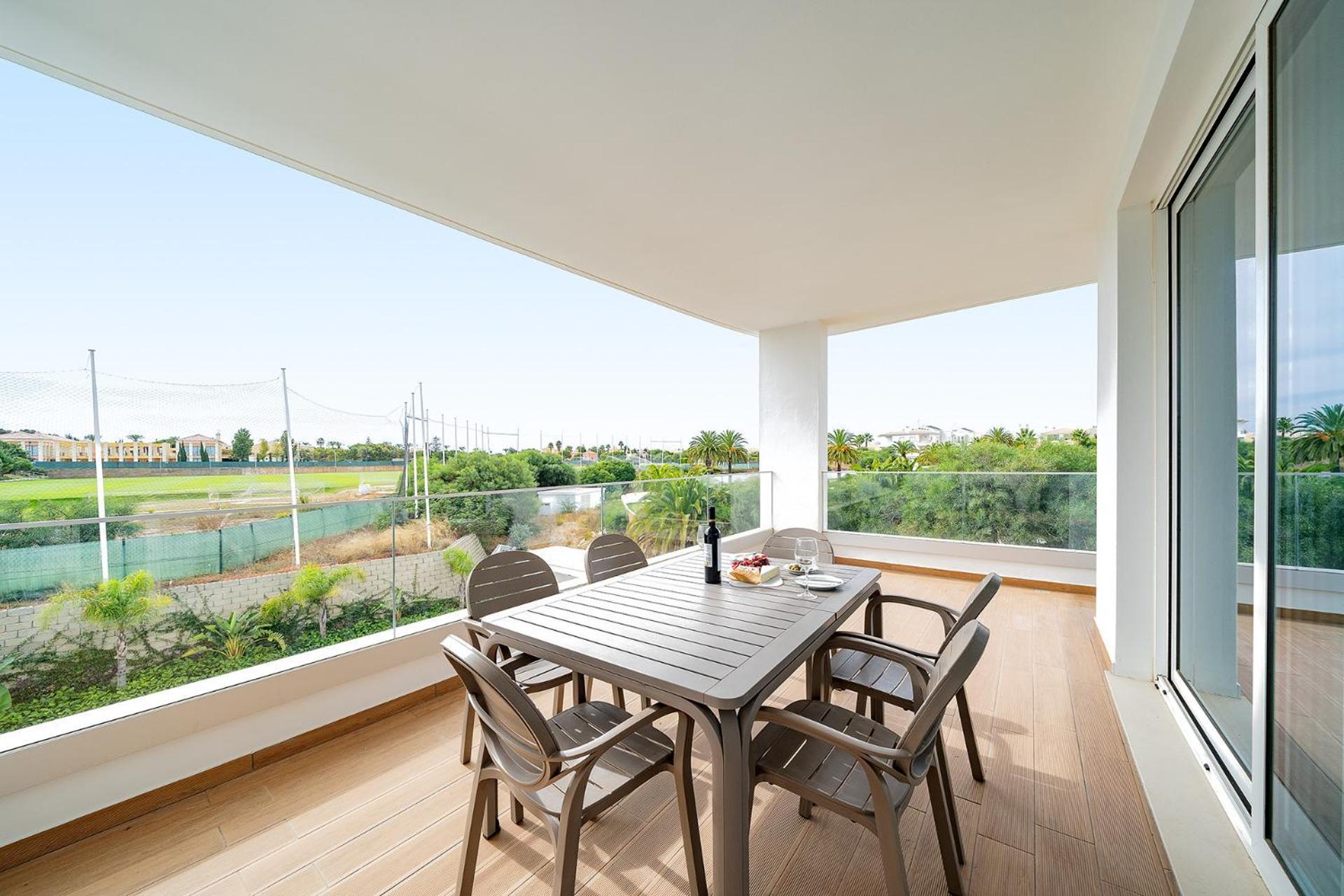 Anora Da Luz Apartment